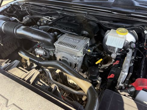 Used 2019 RAM 1500 Laramie RWD image 34