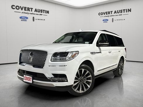Used 2021 Lincoln Navigator Reserve w/ Luxury Package image 1
