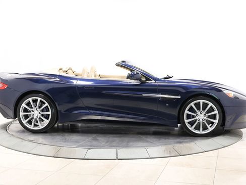 Used 2016 Aston Martin Vanquish Volante RWD image 55