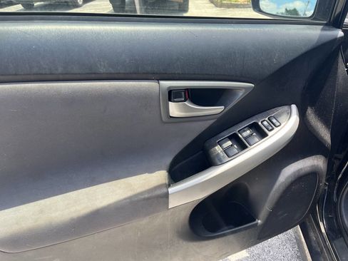 Used 2012 Toyota Prius Two image 9