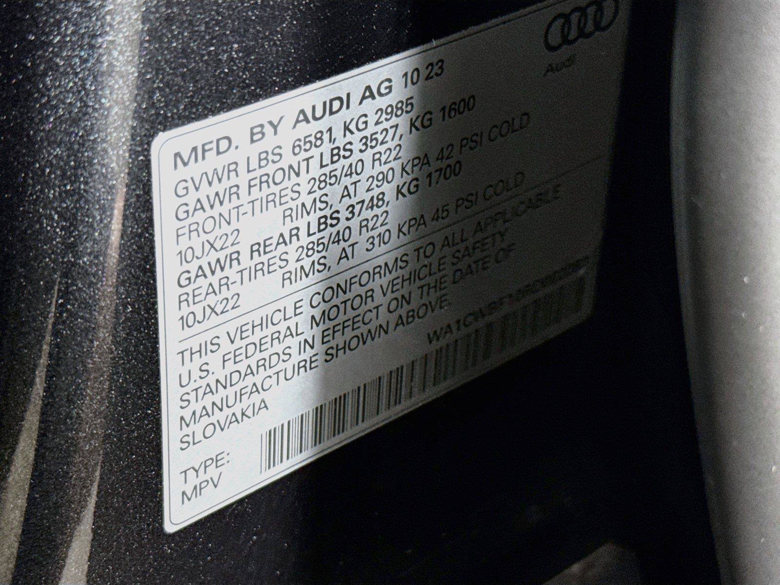 Used 2024 Audi SQ8 Prestige AWD/4WD image 38