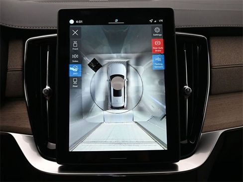 New 2026 Volvo XC90 B6 Ultra image 21