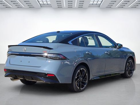 New 2026 Nissan Sentra SR FWD image 4
