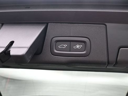 New 2026 Volvo XC60 B5 Core w/ Climate Package AWD/4WD image 30