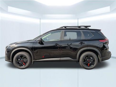 New 2026 Nissan Rogue SV AWD/4WD image 2