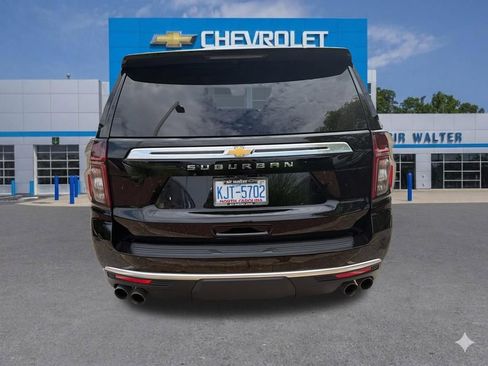 Used 2023 Chevrolet Suburban High Country AWD/4WD image 14