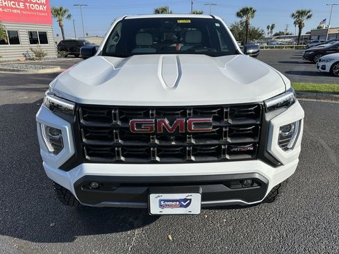 Used 2026 GMC Canyon AT4X image 9