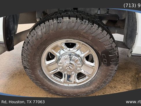 Used 2022 RAM 2500 Tradesman w/ Chrome Appearance Group AWD/4WD image 10