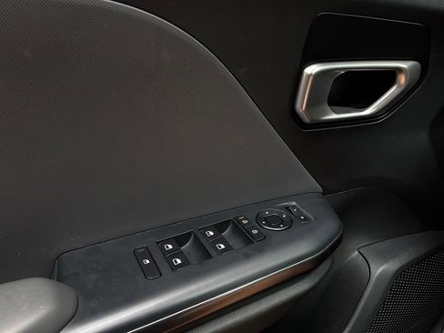 Used 2025 Kia K4 FWD image 20