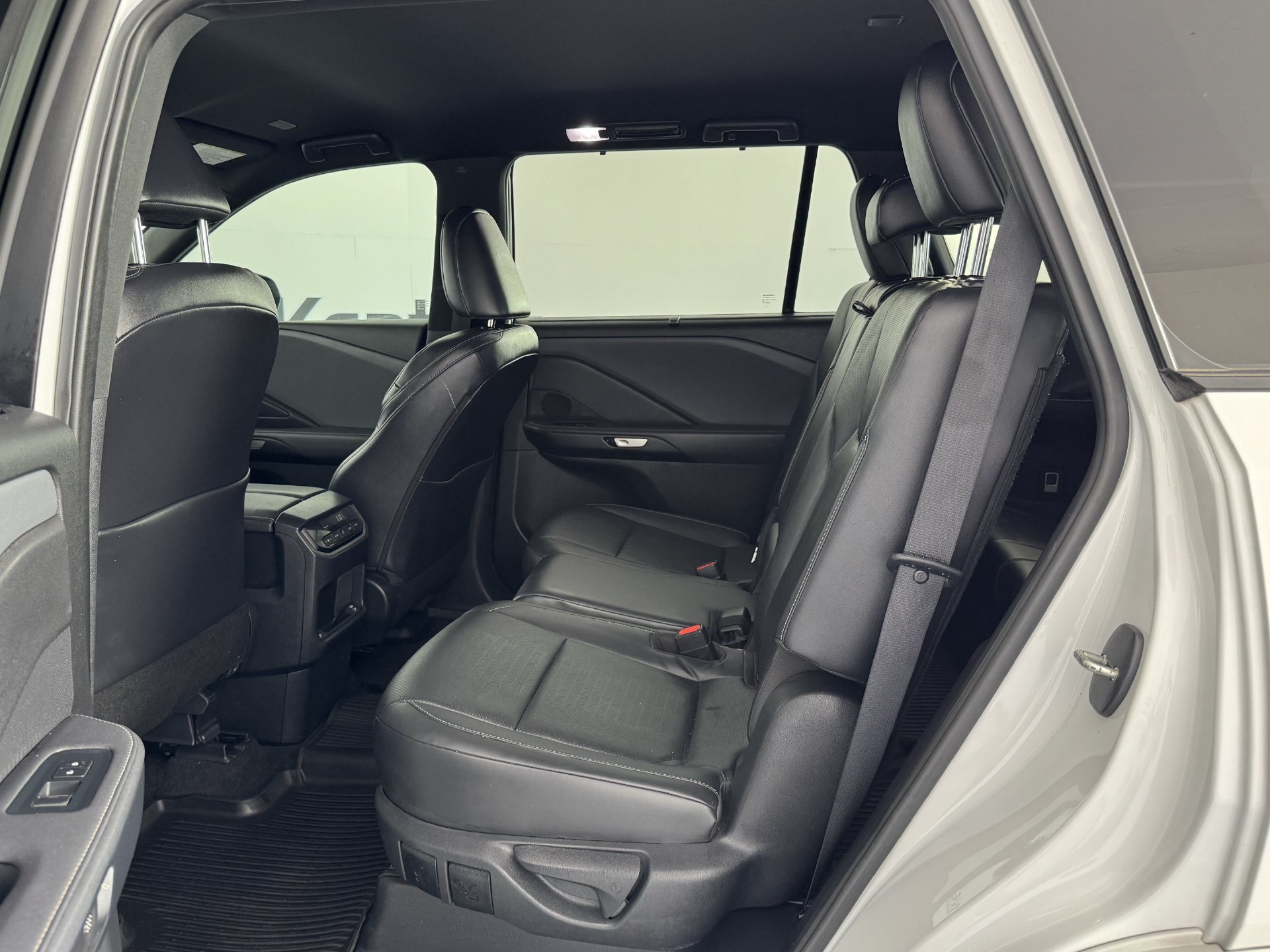 Used 2024 Lexus TX 350 FWD w/ Cold Weather Package image 15