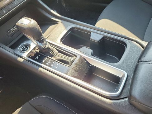 Used 2021 Nissan Sentra SV image 12