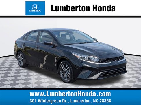 Used 2024 Kia Forte LXS FWD image 1