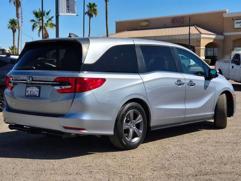 Used 2024 Honda Odyssey EX image 4