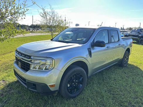 Certified 2024 Ford Maverick Lariat w/ FX4 Off-Road Package AWD/4WD image 14