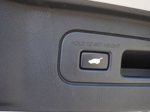 Used 2023 Honda Pilot Touring image 24