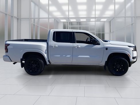 New 2026 Nissan Frontier SV w/ SV Convenience Package image 7