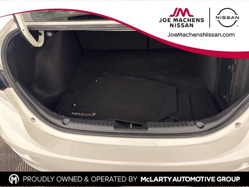 Used 2015 MAZDA MAZDA3 i Touring w/ Technology Package image 21