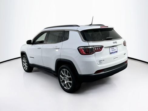 Used 2022 Jeep Compass Latitude AWD/4WD image 7