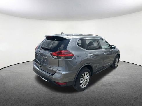 Used 2018 Nissan Rogue SV AWD/4WD image 11