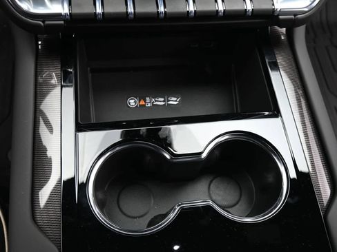 New 2026 GMC Yukon Elevation w/ Elevation Premium Package image 18