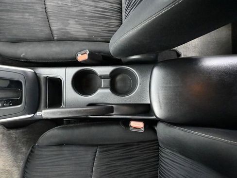 Used 2018 Nissan Sentra SV image 29