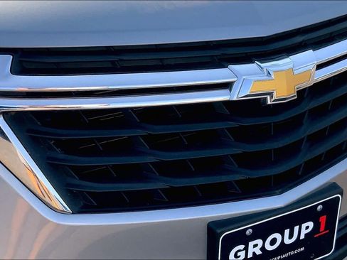 Used 2023 Chevrolet Equinox LS FWD image 30