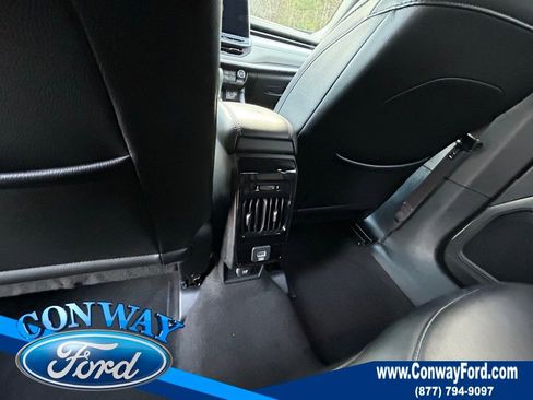 Used 2024 Jeep Compass Limited image 19