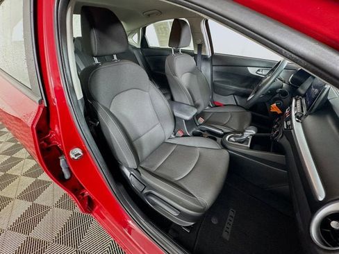 Certified 2023 Kia Forte LXS image 25