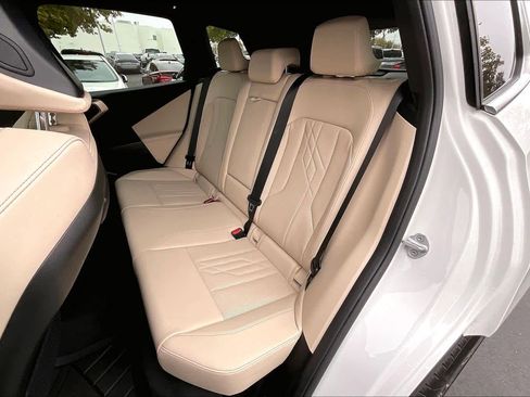 Used 2025 BMW X3 xDrive30i w/ Convenience Package image 27