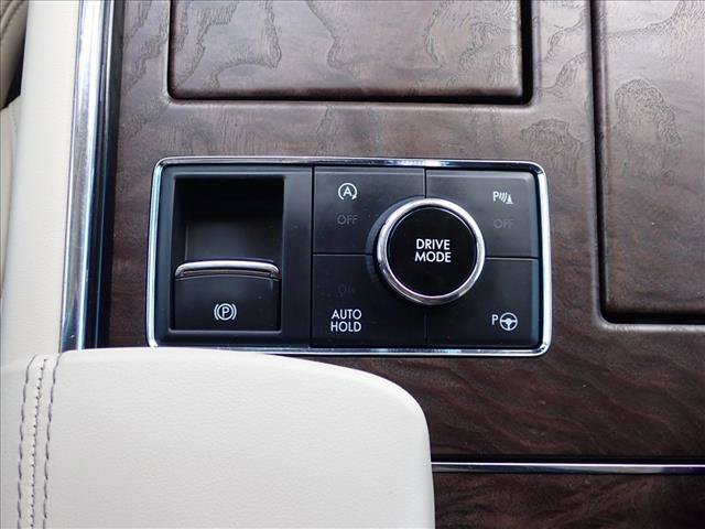Used 2021 Lincoln Navigator L Reserve w/ Luxury Package AWD/4WD image 23