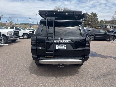Used 2017 Toyota 4Runner TRD Off-Road Premium AWD/4WD image 7