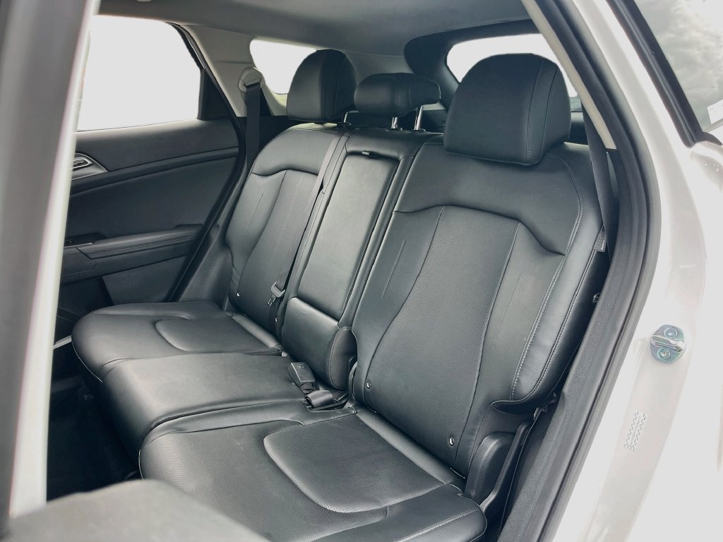Used 2026 Kia Sportage EX w/ EX Panorama Roof Package FWD image 24