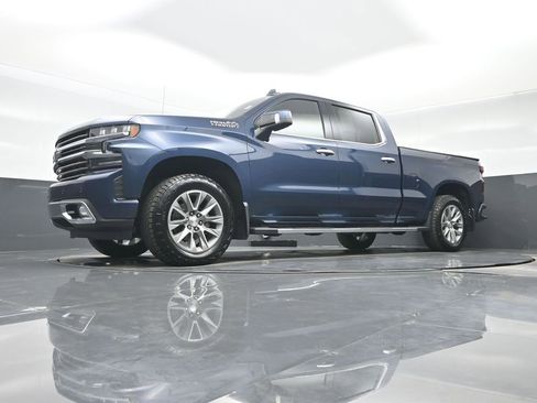 Used 2021 Chevrolet Silverado 1500 High Country w/ Technology Package AWD/4WD image 26