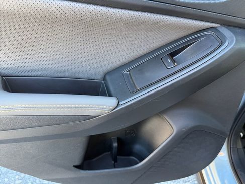 Used 2021 Subaru Crosstrek 2.5i Sport w/ Moonroof Package image 22