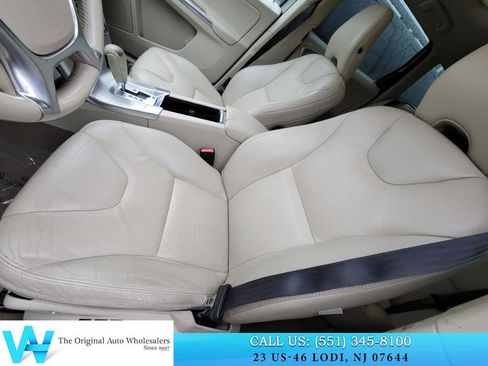 Used 2012 Volvo XC60 3.2 image 10