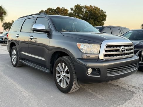 Used 2016 Toyota Sequoia Limited image 4