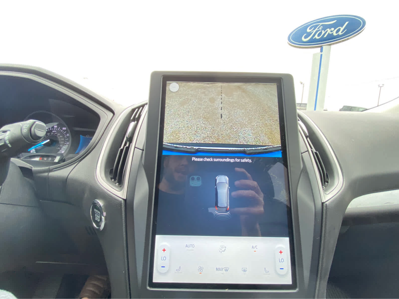 Used 2023 Ford Edge SEL w/ Convenience Package AWD/4WD image 34