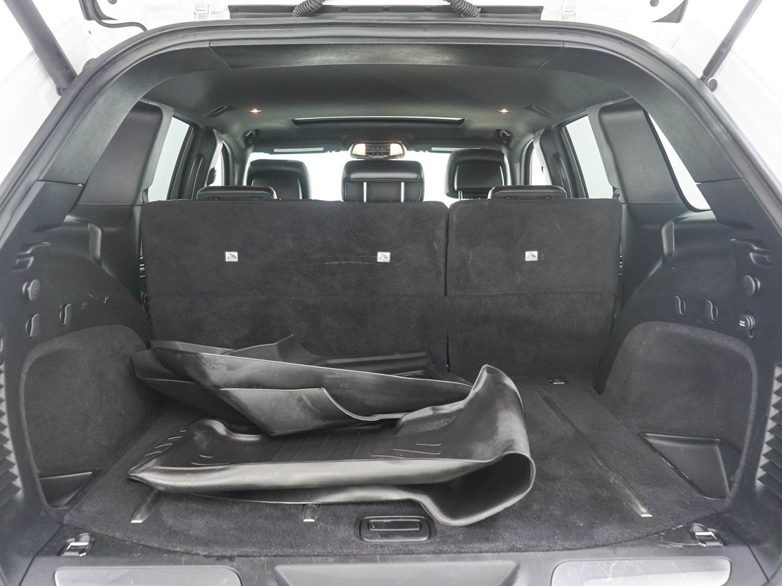 Used 2017 Jeep Grand Cherokee Limited AWD/4WD image 9