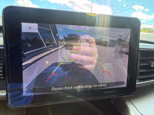 Used 2021 Ford Explorer XLT w/ Equipment Group 202A AWD/4WD image 30