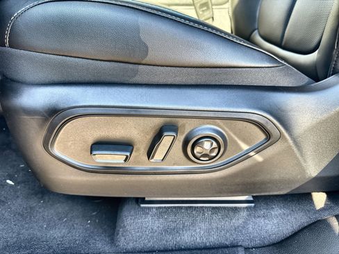 New 2025 Jeep Grand Cherokee Limited w/ Luxury Tech Group II image 14