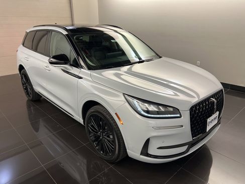 New 2026 Lincoln Corsair Premiere image 1