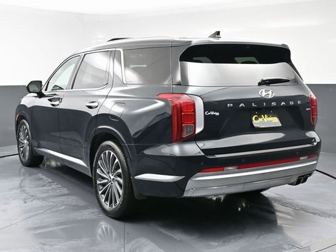 Used 2023 Hyundai Palisade Calligraphy w/ Cargo Package image 7