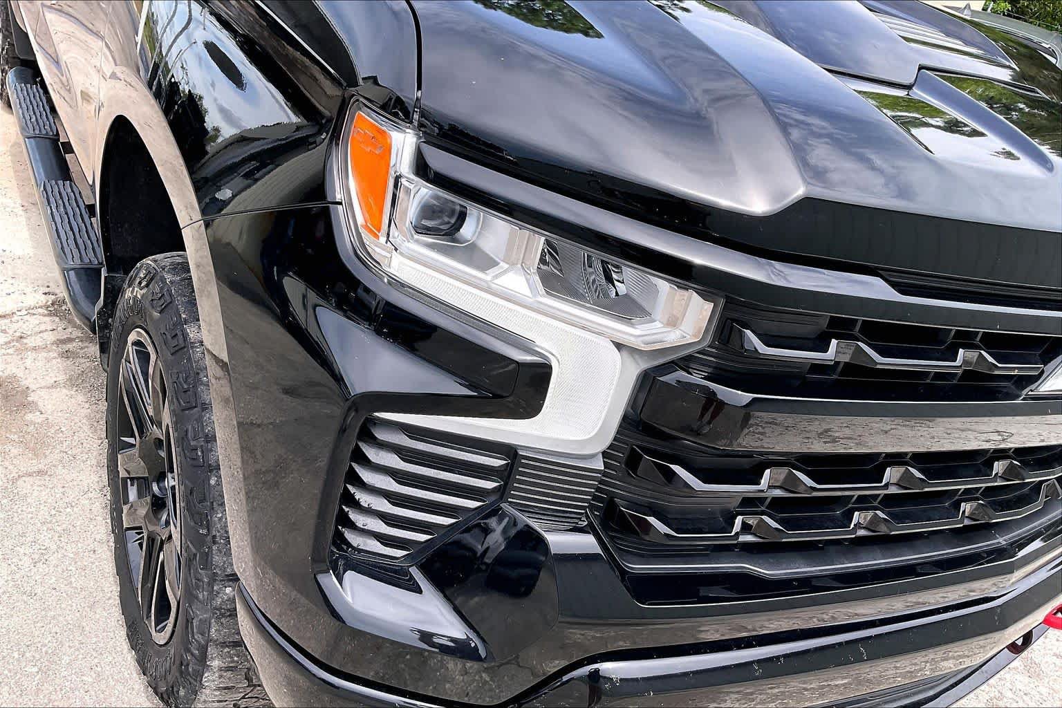 Used 2023 Chevrolet Silverado 1500 LT Trail Boss w/ LT Trail Boss Premium Package AWD/4WD image 27