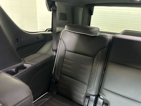 Used 2025 GMC Yukon AT4 Ultimate w/ LPO, Floor Liner Package image 37