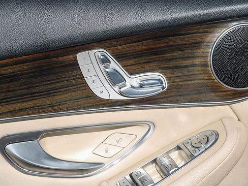 Used 2017 Mercedes-Benz GLC 300 GLC 300 image 21