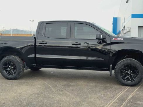 Used 2020 Chevrolet Silverado 1500 LT Trail Boss image 9