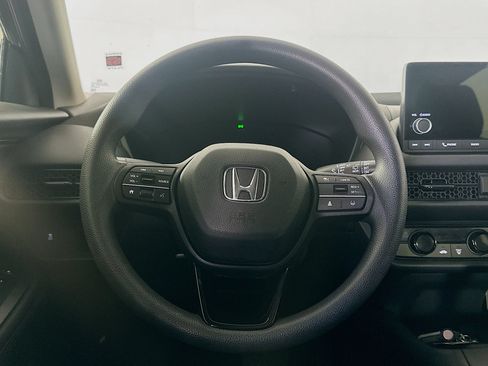 Used 2025 Honda HR-V LX image 17