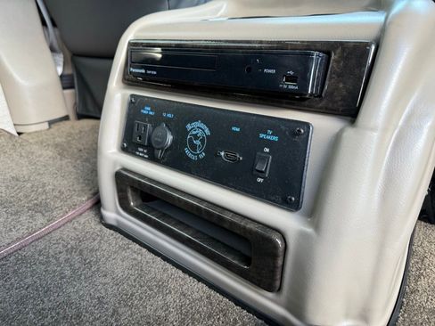 New 2025 GMC Savana 2500 w/ Driver Convenience Package image 38