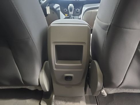 Used 2015 Ford Escape SE image 24
