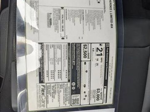 New 2025 Jeep Grand Cherokee L Limited image 17